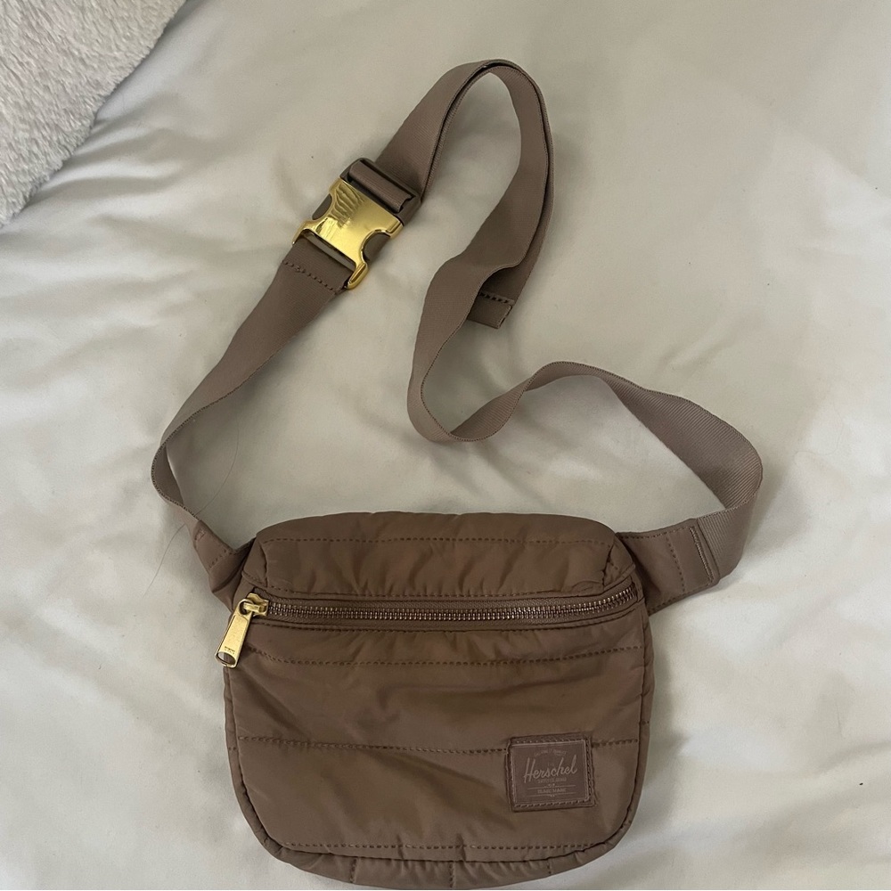 Herschel Crossbody Bag
